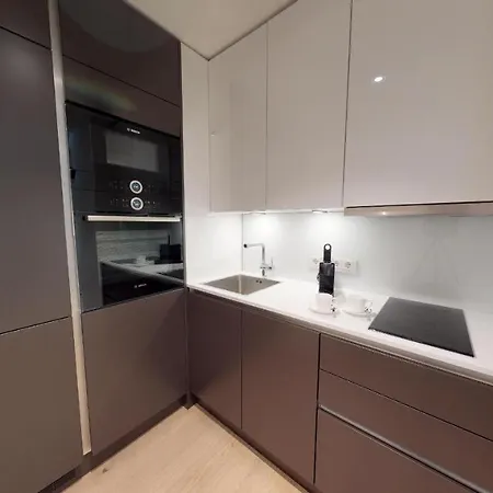 דירה White Pearl 1.09 *